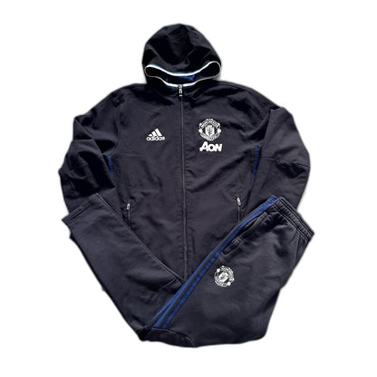 Adidas x Manchester United Vintage Tracksuit 2016/17 | S SKU?