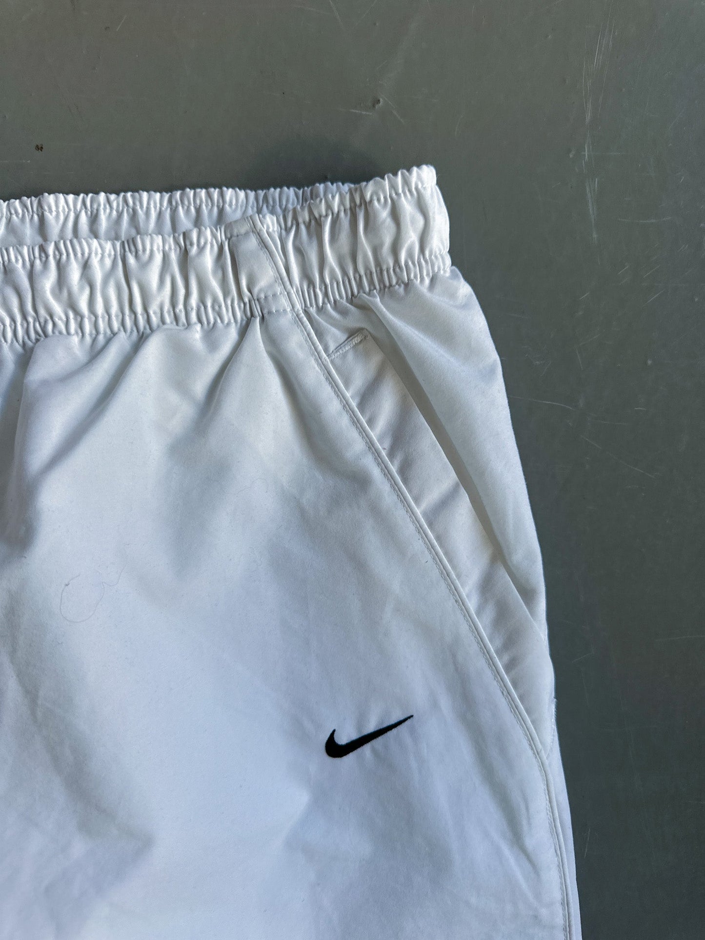 Nike Vintage Trackpants | L