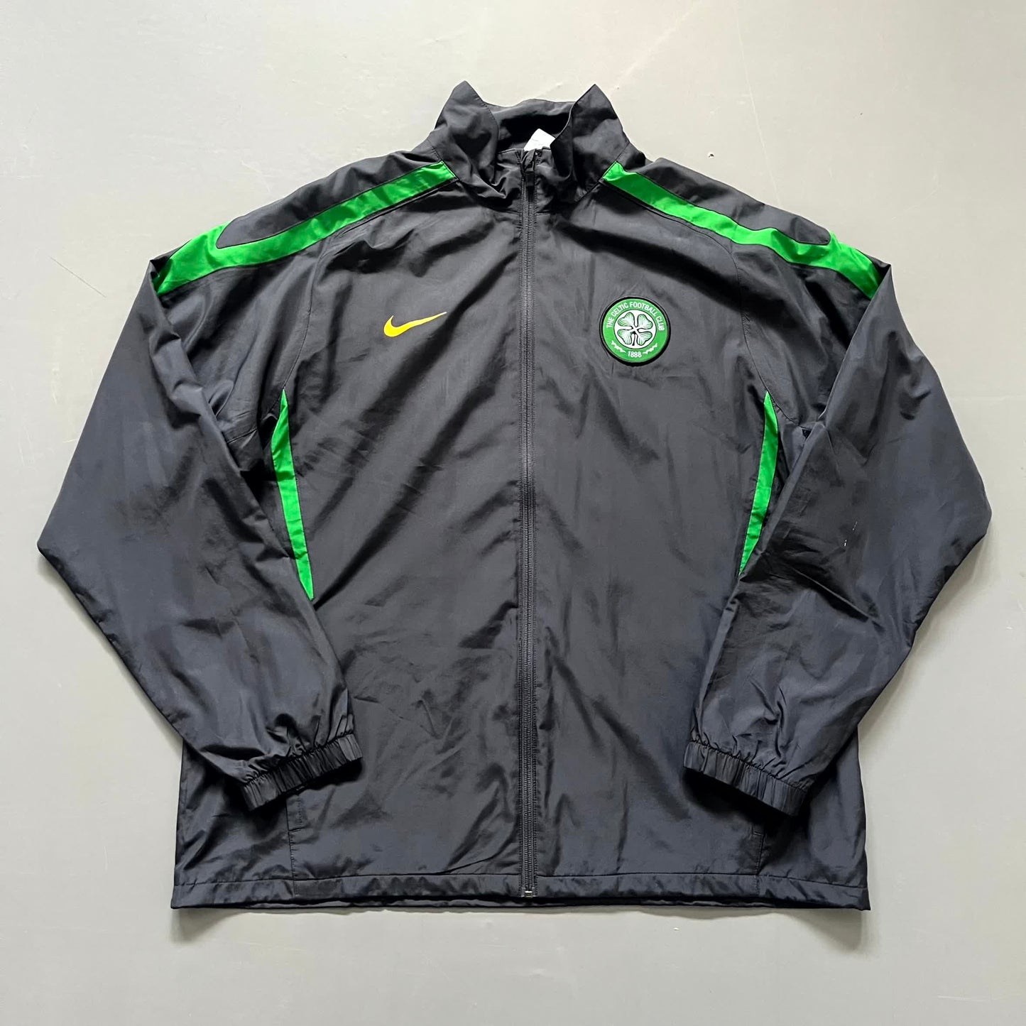 Nike x Celtic Vintage Tracksuit 2010/11 | XL
