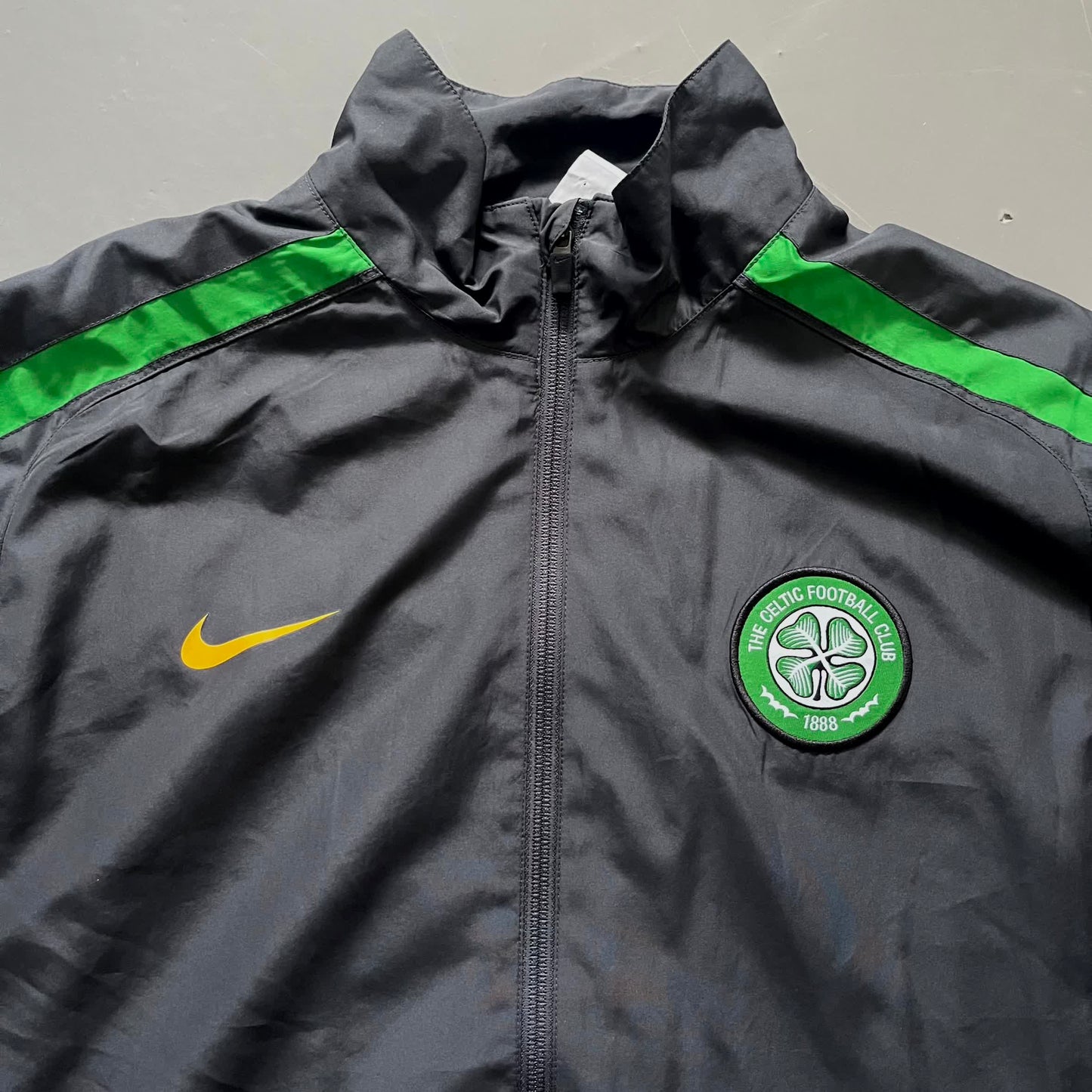 Nike x Celtic Vintage Tracksuit 2010/11 | XL