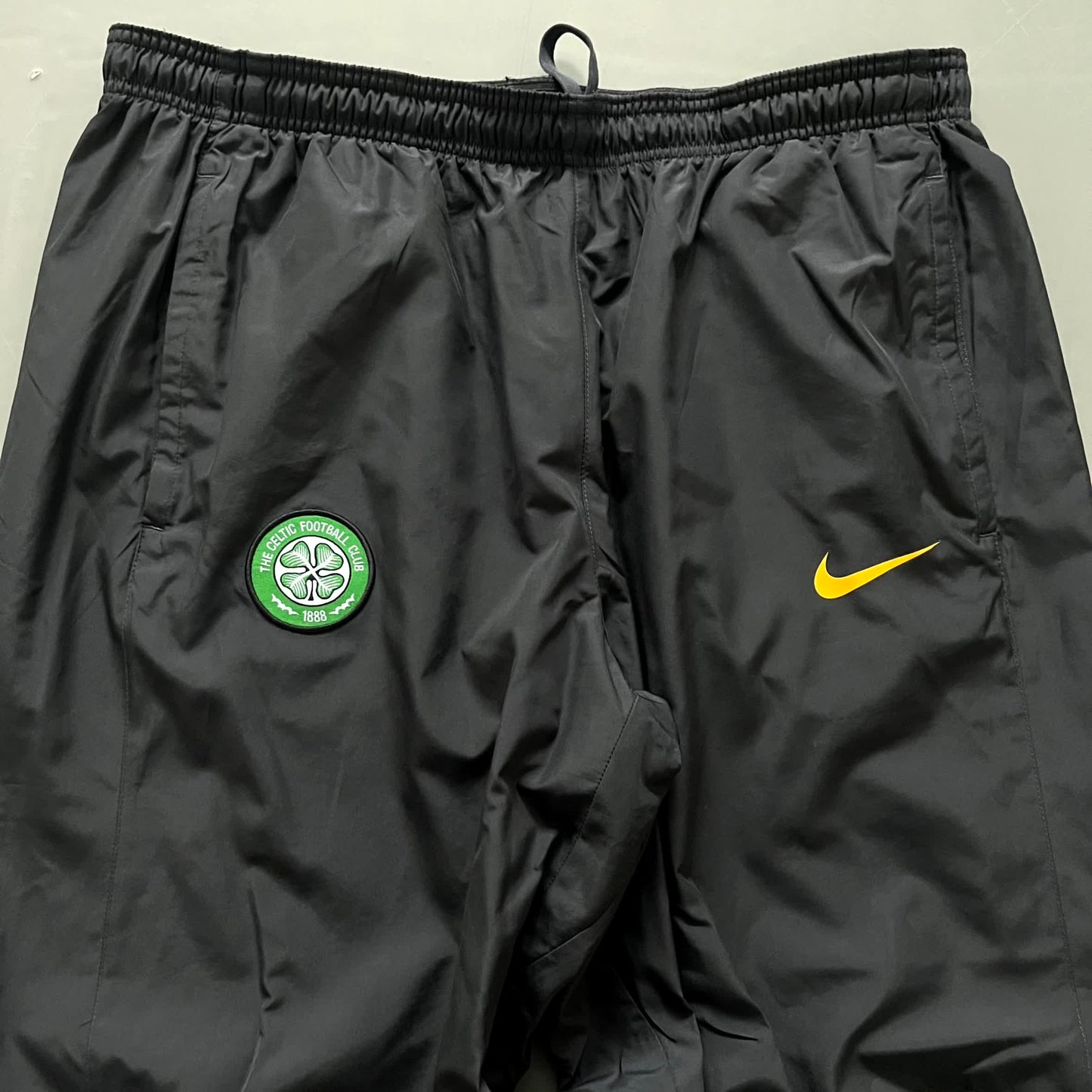 Nike x Celtic Vintage Tracksuit 2010/11 | XL