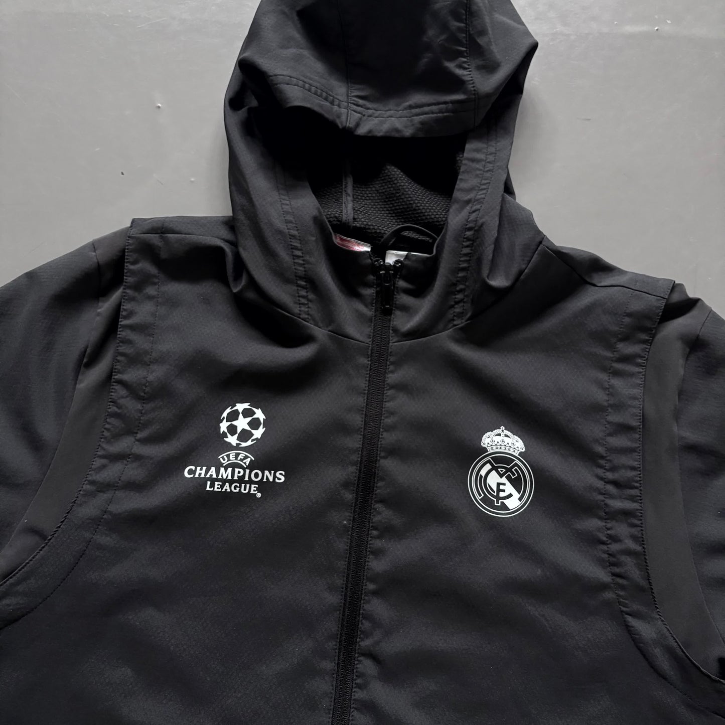 Adidas x Real Madrid CL Vintage Tracksuit 2016/17 | S