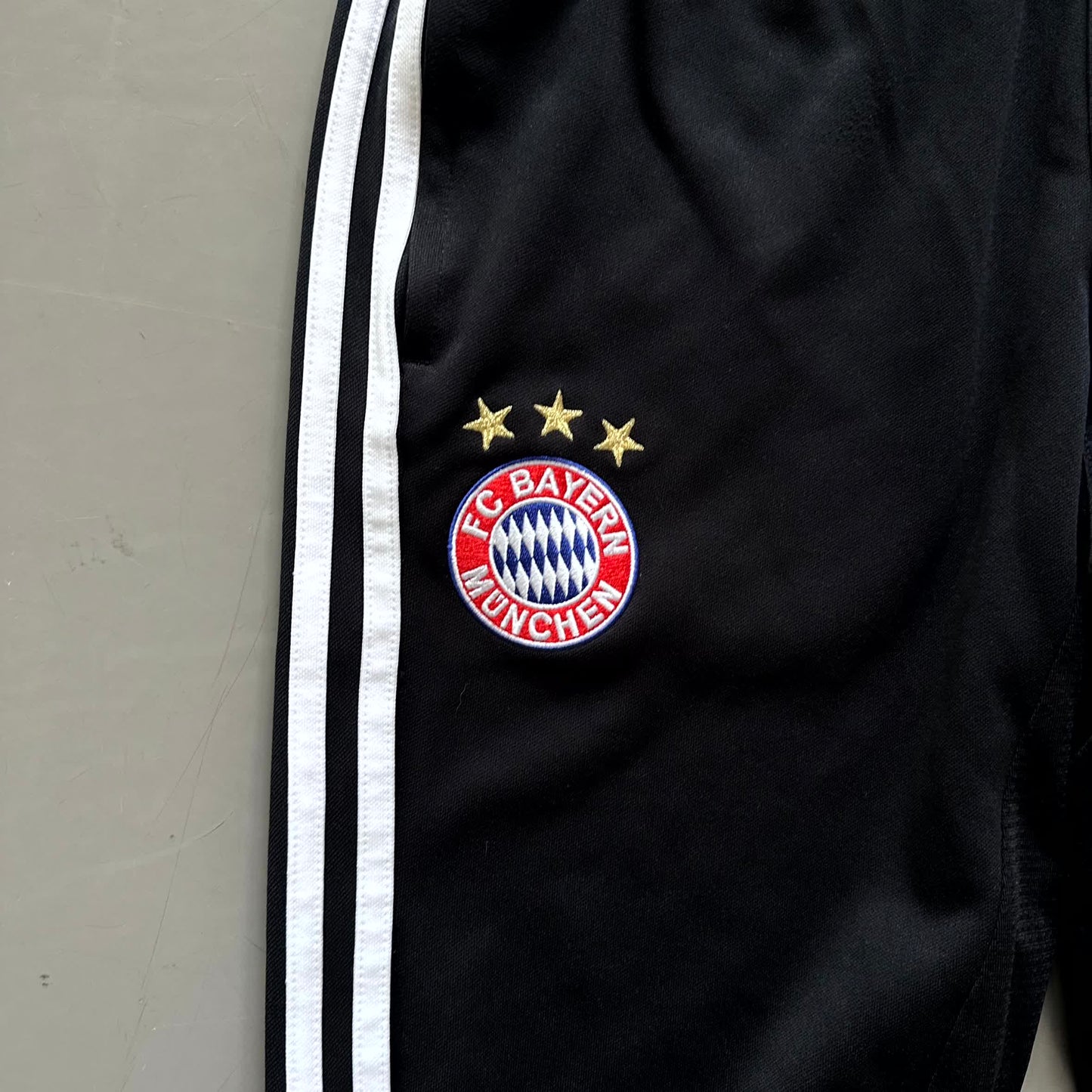 Adidas x FC Bayern München Vintage Tracksuit 2010/11 | L