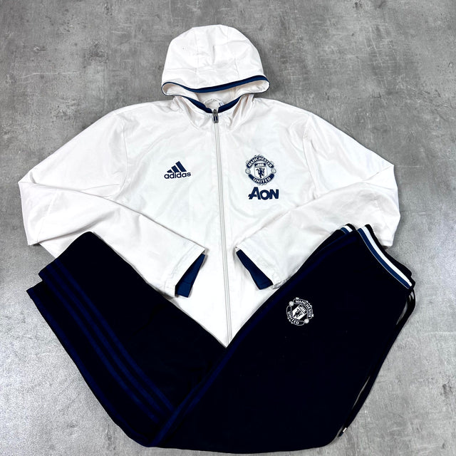 Manchester United Tracksuit M