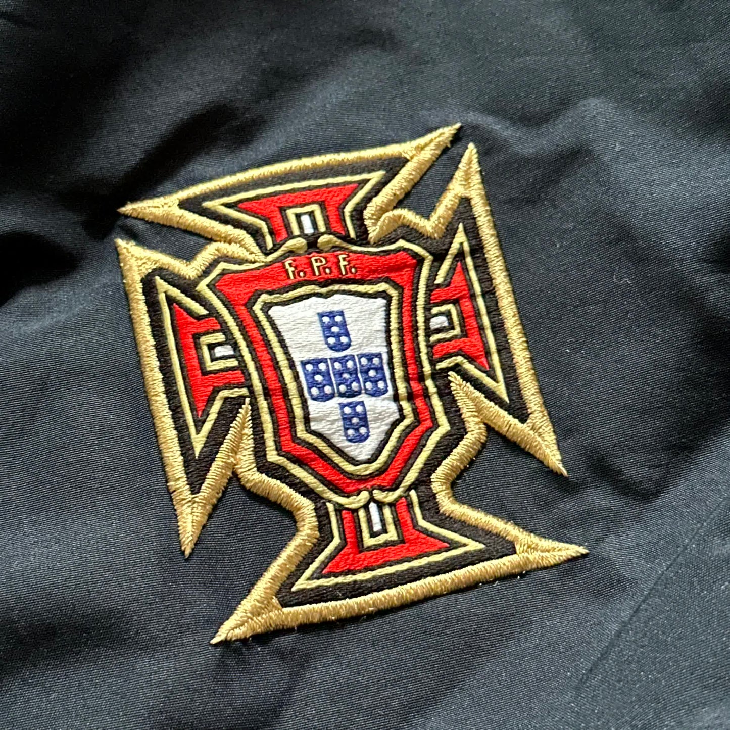 Nike x Portugal Vintage Trackpants 2010 | XL