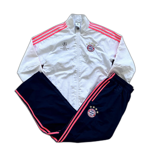 Adidas x FC Bayern München CL Vintage *Premium* Tracksuit 2015/16 | M