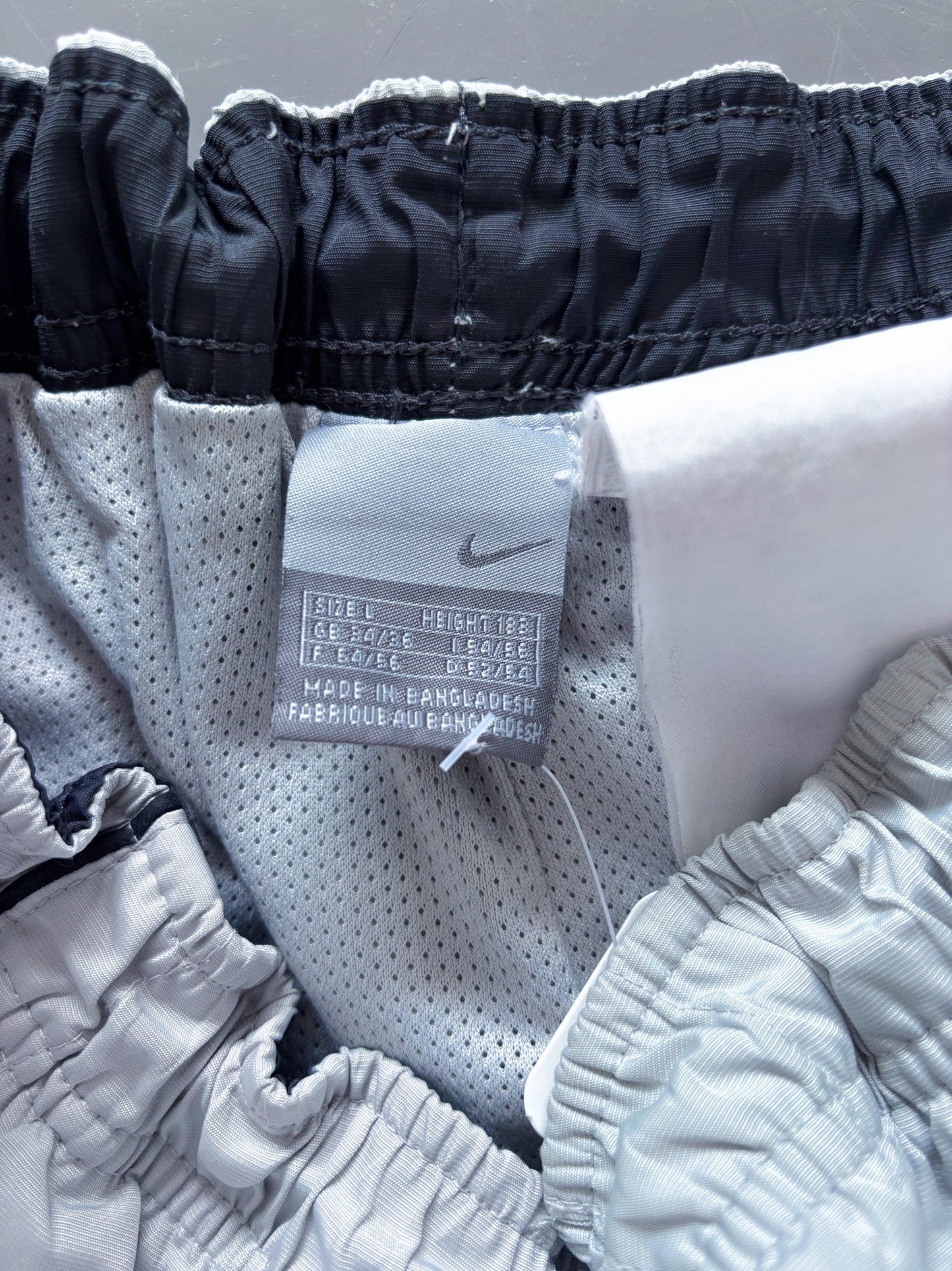 Nike *SHOX* Vintage Trackpants | L