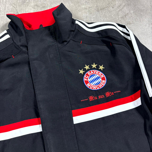 FC Bayern Munich Tracksuit M