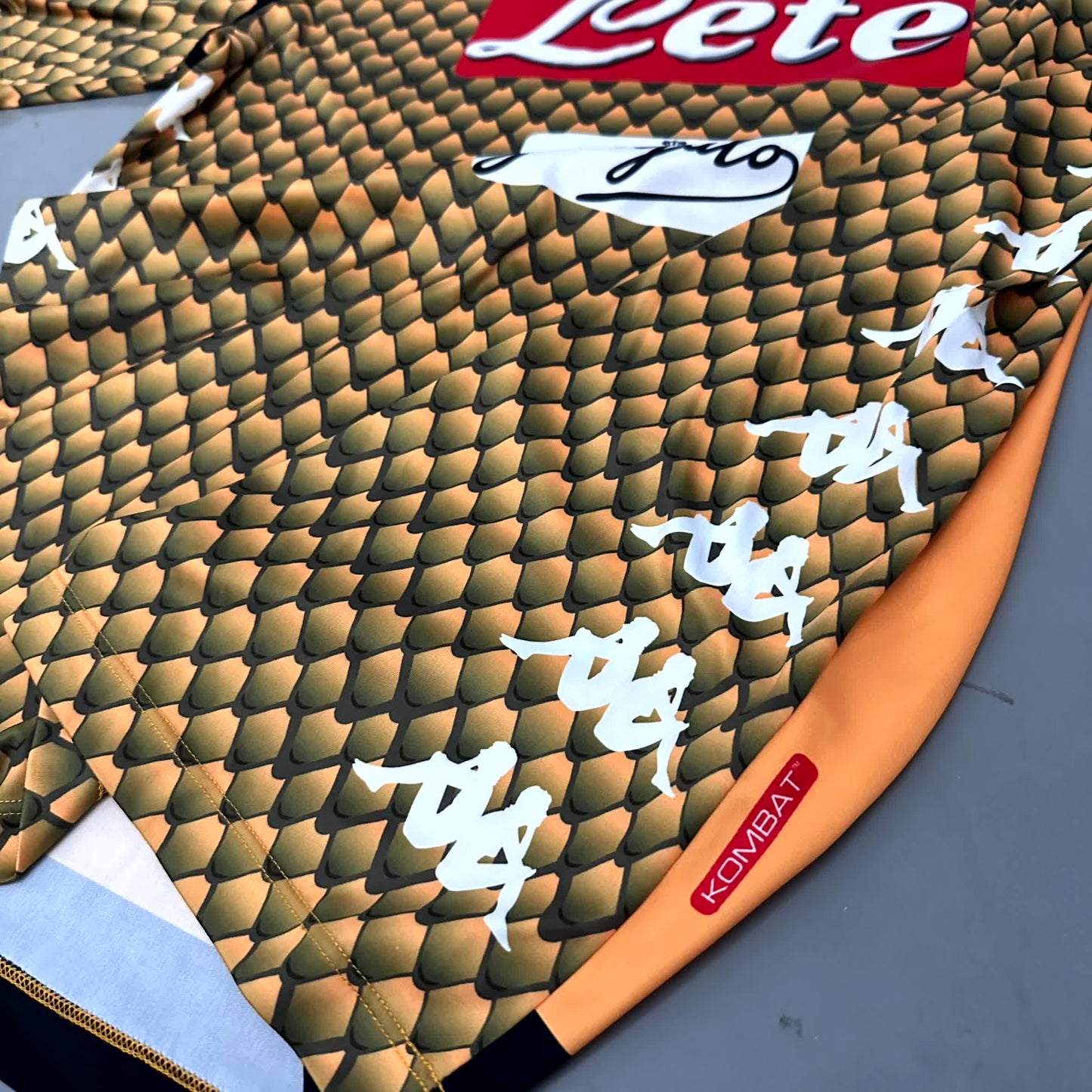 SSC Neapel *Maradona Golden Dragon* Vintage Trikot 2018/19 | XL