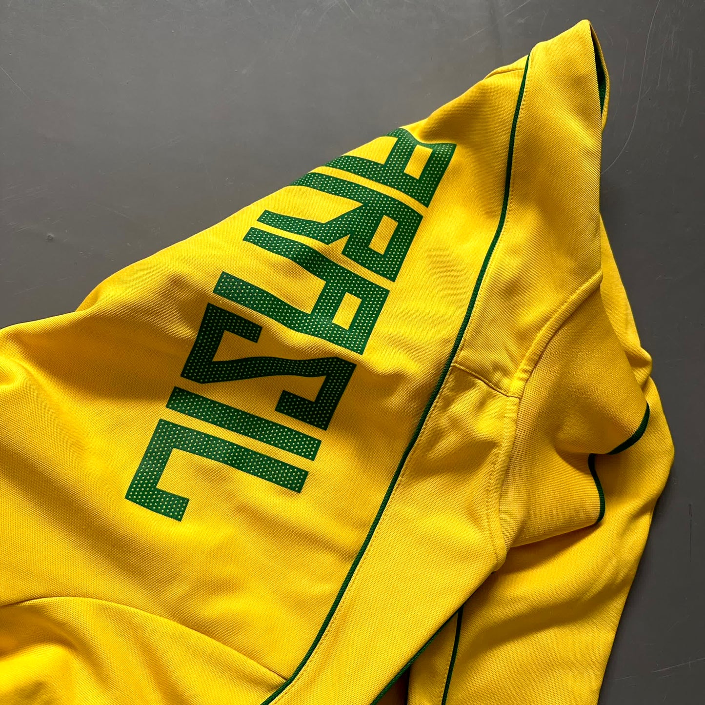 Nike x Brasilien Vintage Jacke *Black Edition* 2013/14 | M