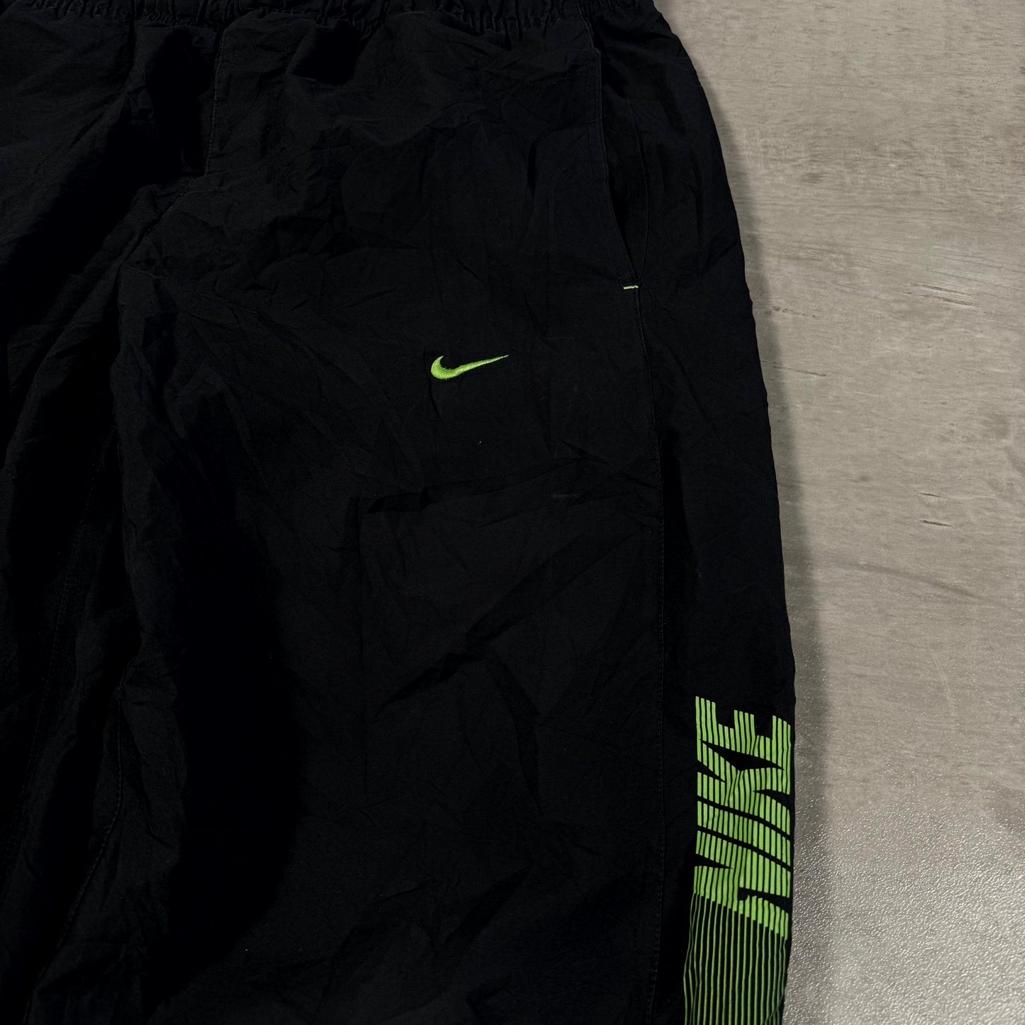 Nike Vintage Trackpants M