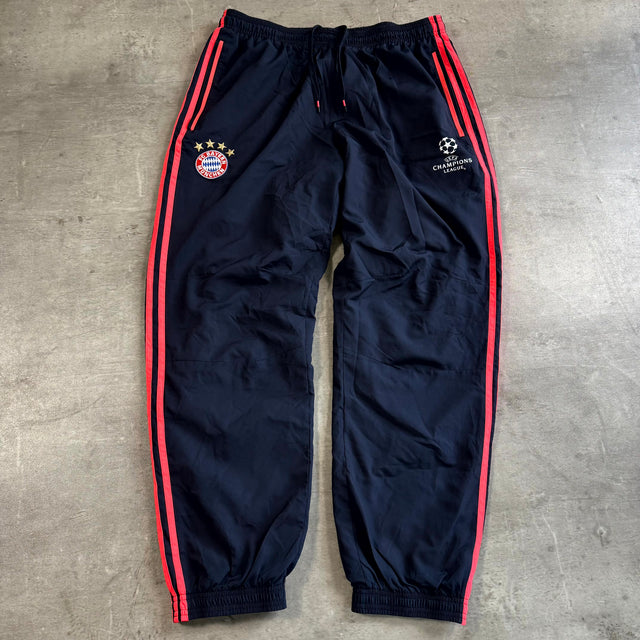 FC Bayern Munich CL Tracksuit XL