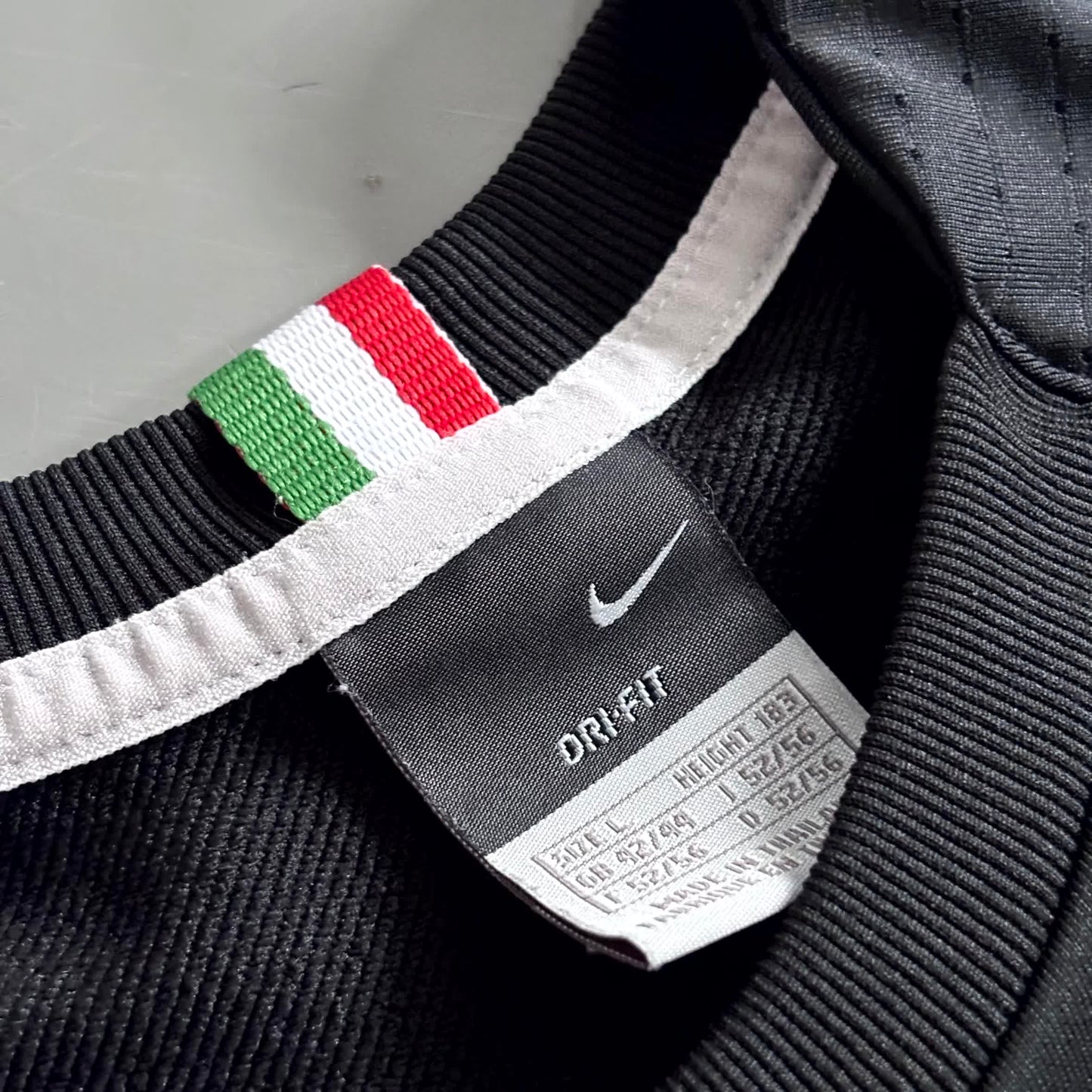 Nike x Juventus Turin Vintage *Premium* Sweater 2005/06 | L