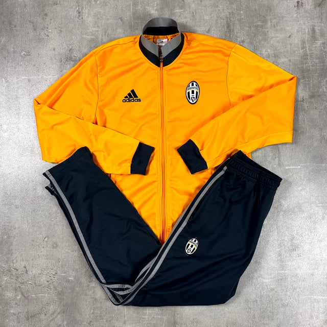 Juventus Turin Tracksuit M