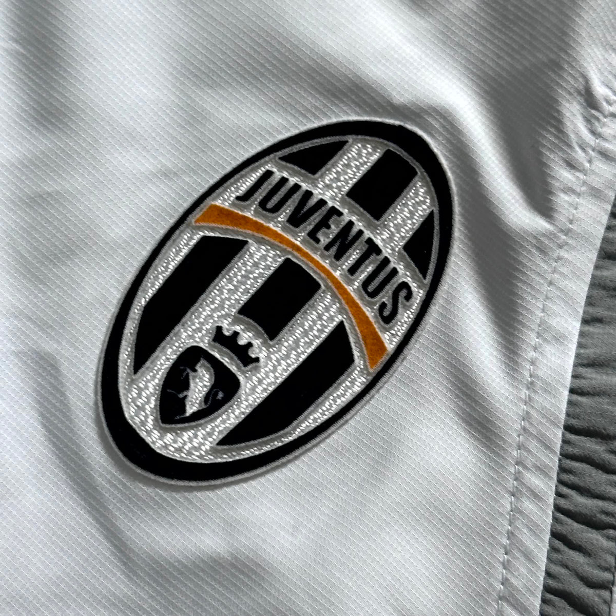 Nike x Juventus Turin Vintage *Premium* Tracksuit 2004/05 | M