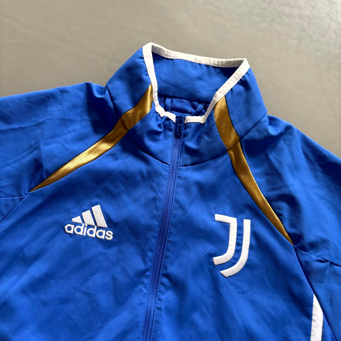 Adidas x Juventus Turin Vintage Tracksuit 2021/22 | S