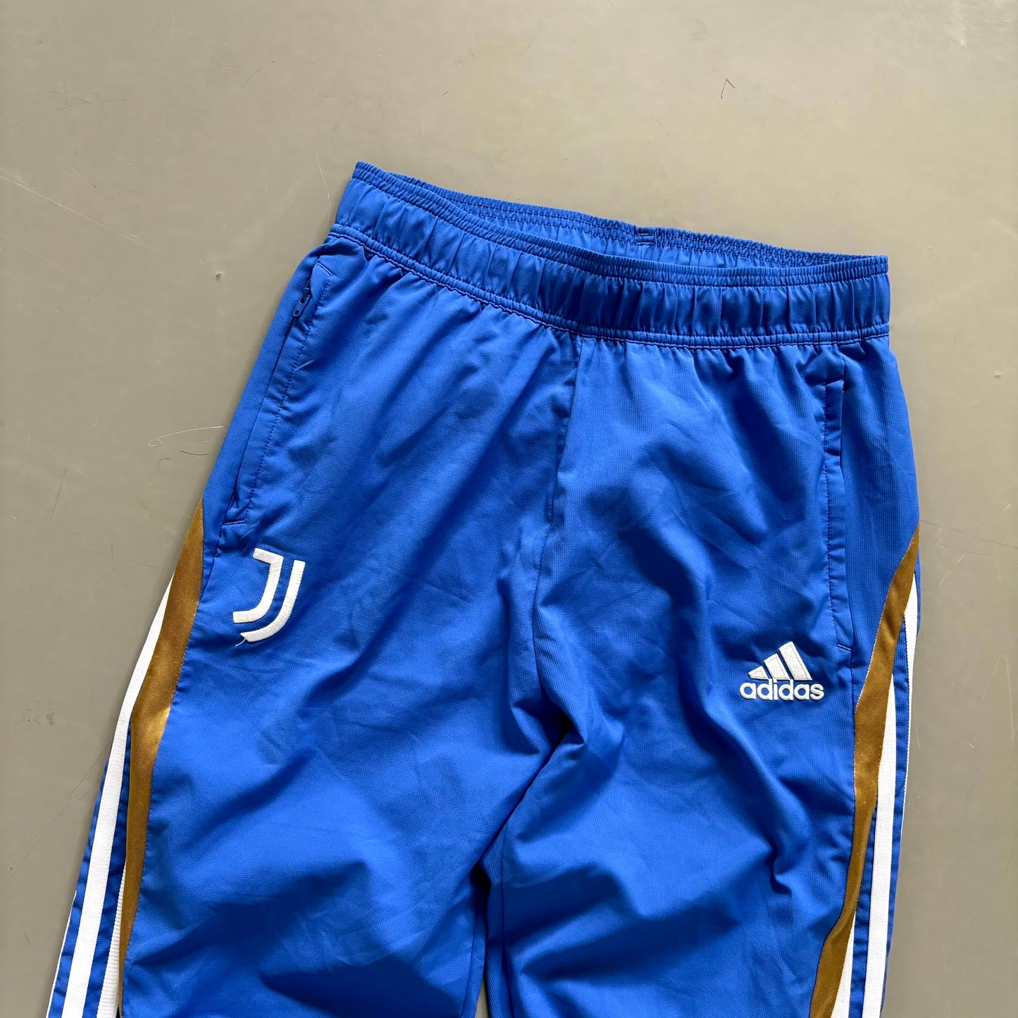 Adidas x Juventus Turin Vintage Tracksuit 2021/22 | S