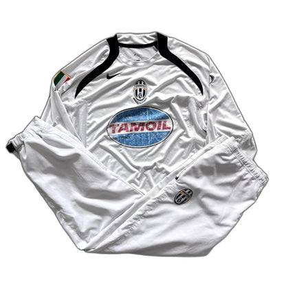 Nike x Juventus Turin Vintage *Premium* Tracksuit 2003/04 | M