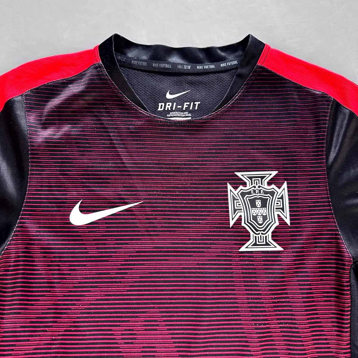 Nike x Portugal Vintage Trikot 2014 | S
