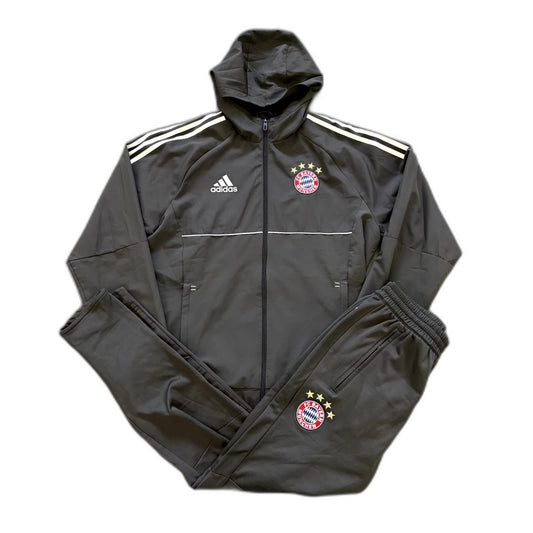 Adidas x FC Bayern München Vintage Tracksuit 2014/15 | M