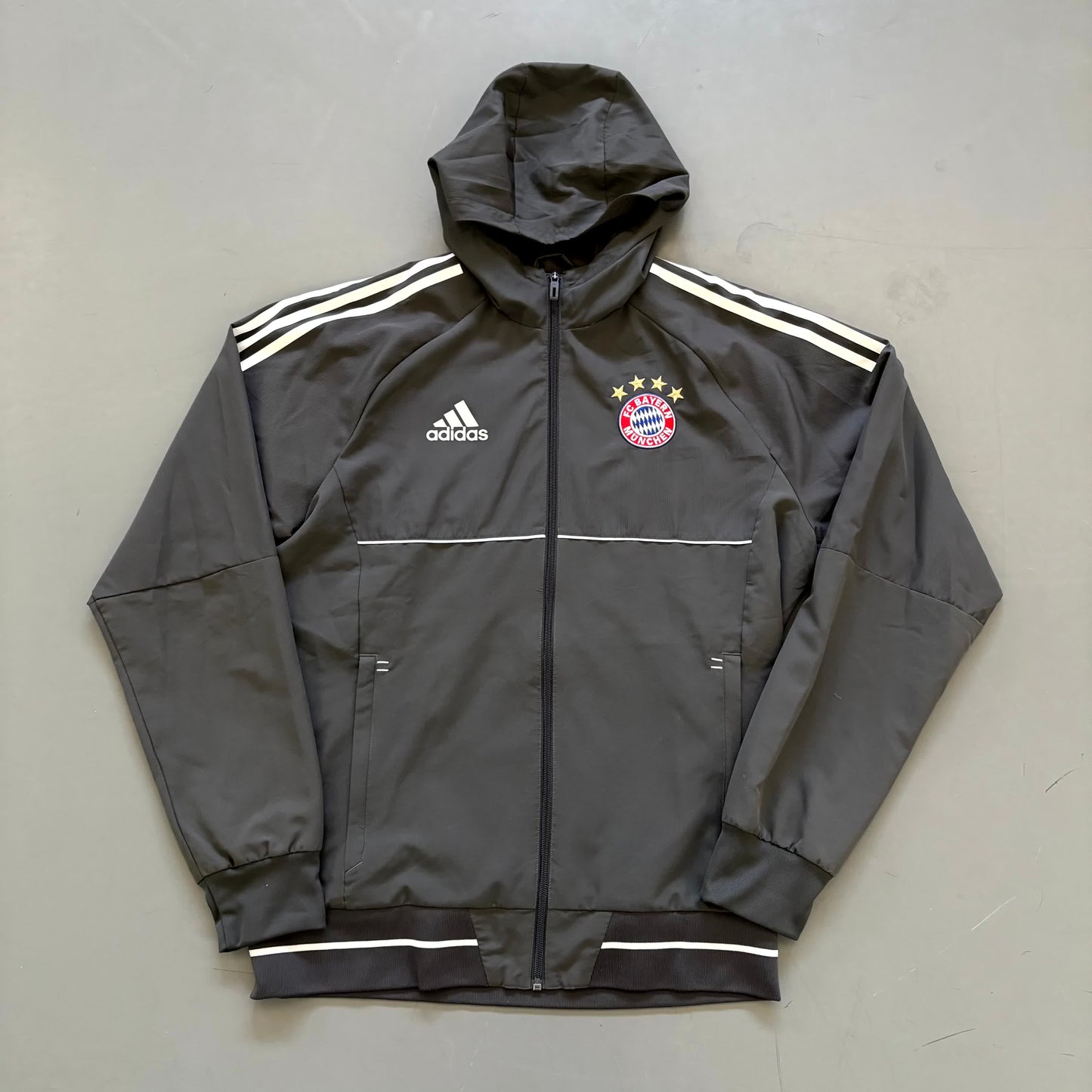 Adidas x FC Bayern München Vintage Tracksuit 2014/15 | M