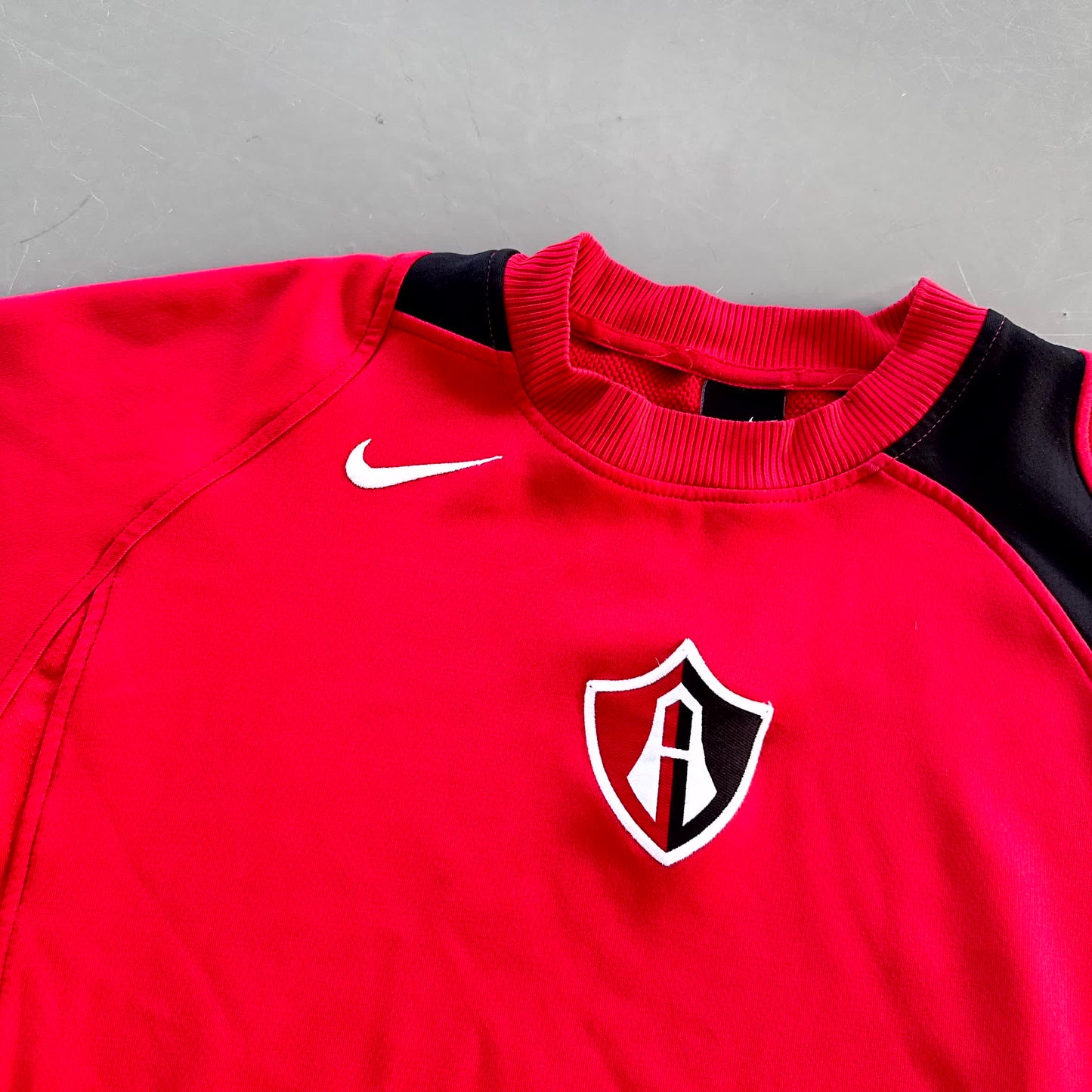 Nike x Atlas Guadalajara Vintage *Premium* Sweater 2004/05 | M