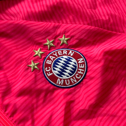Adidas x FC Bayern München CL Vintage Tracksuit 2015/16 | M