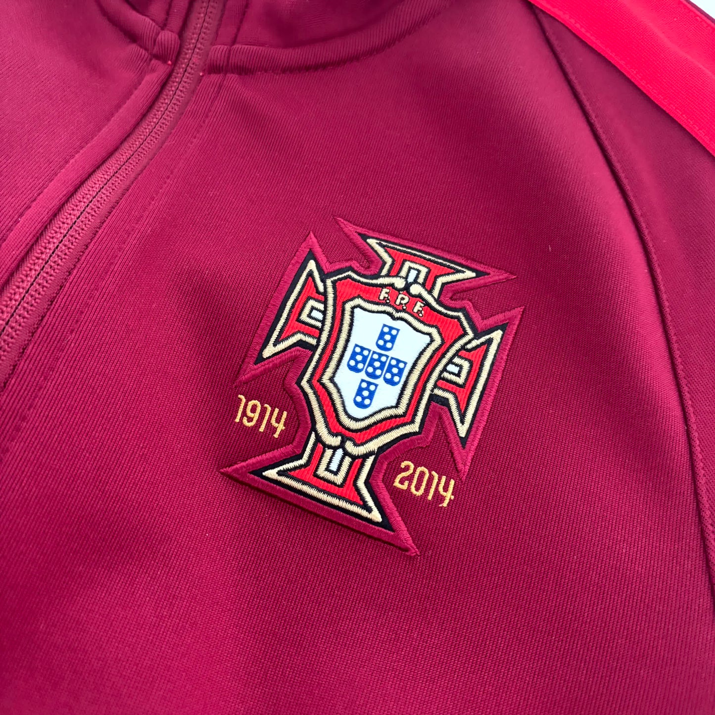 Nike x Portugal Vintage Trackjacket 2010 | S