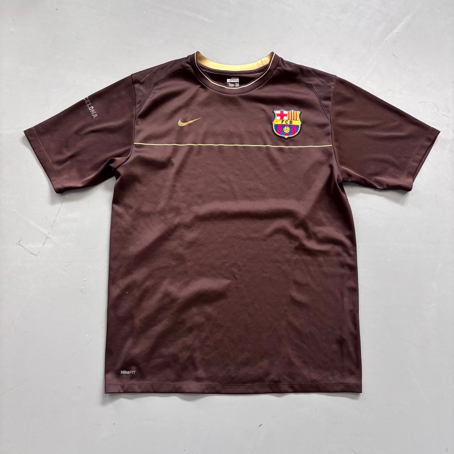 Nike x FC Barcelona Vintage *Premium* Trikot Set 2005/06 | L