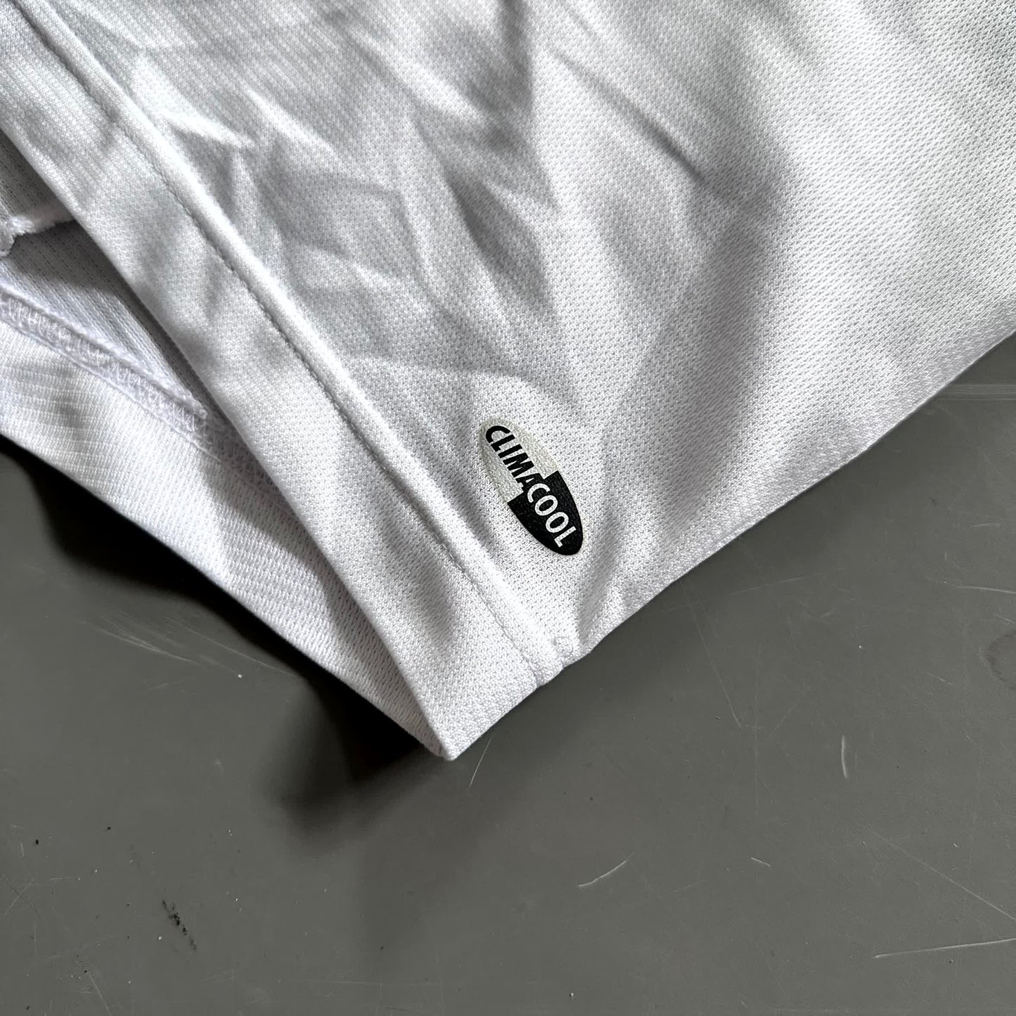 Adidas x Frankreich Vintage *Premium* Shirt 2004 | M