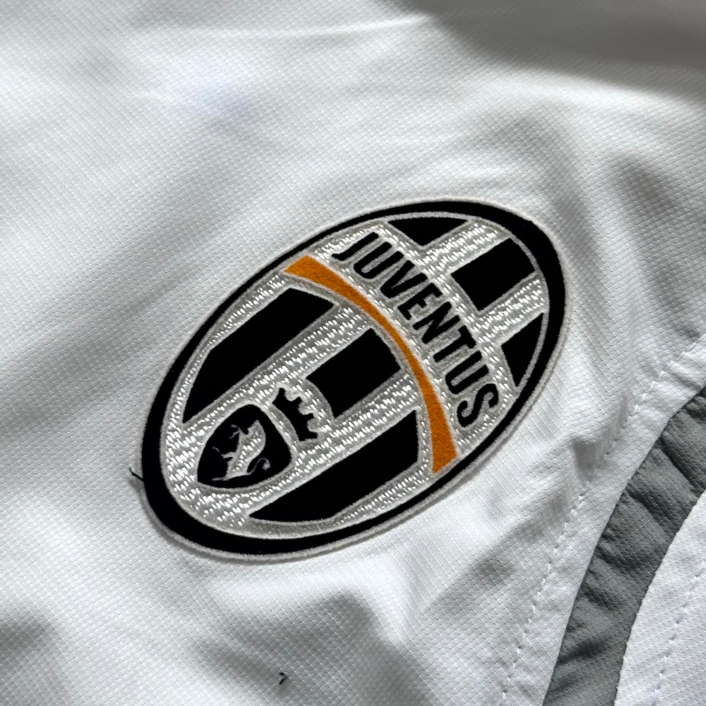 Nike x Juventus Turin Vintage *Premium* Tracksuit 2005/06 | M
