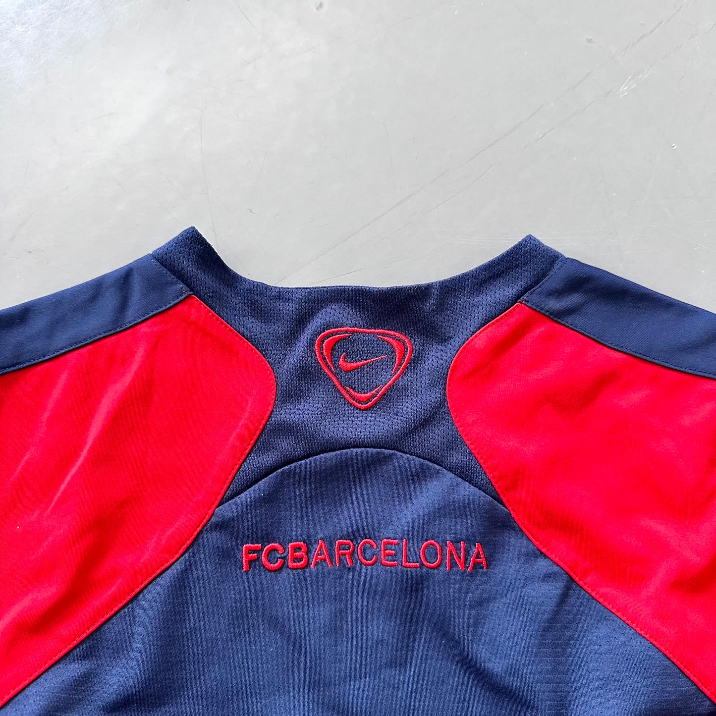 Nike x FC Barcelona Vintage Top 2004/05 | S