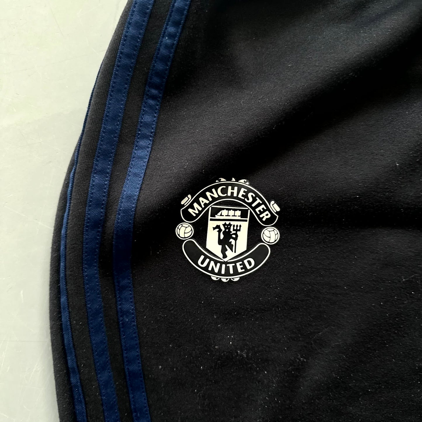 Adidas x Manchester United Vintage Tracksuit 2017/18 | L