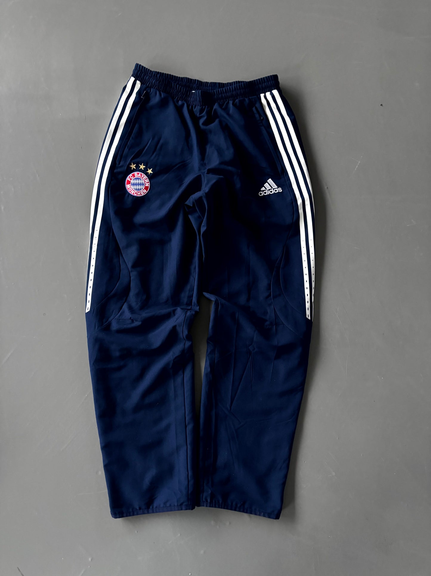 FC Bayern Munich Tracksuit M NEW!