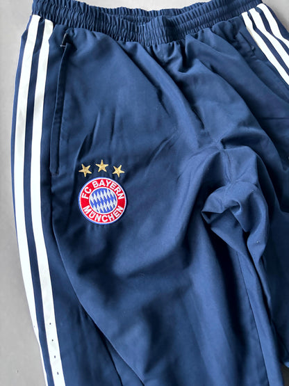 FC Bayern Munich Tracksuit M NEW!