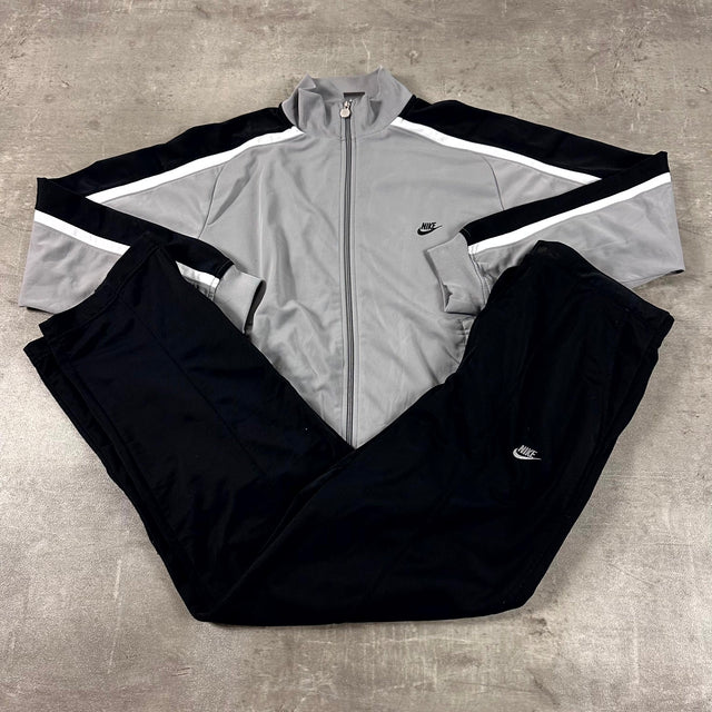 Nike Vintage Tracksuit L