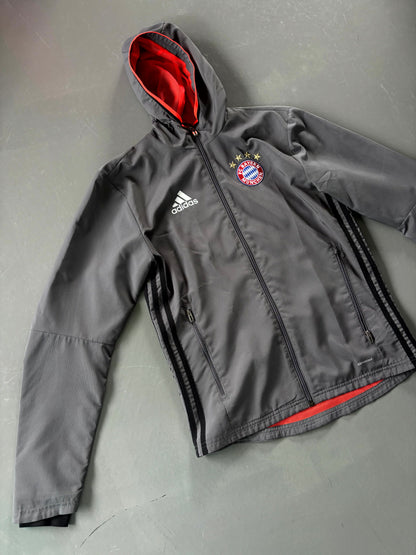 Bayern München Tracksuit XS