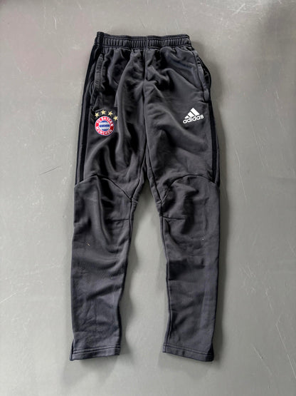 Bayern München Tracksuit XS