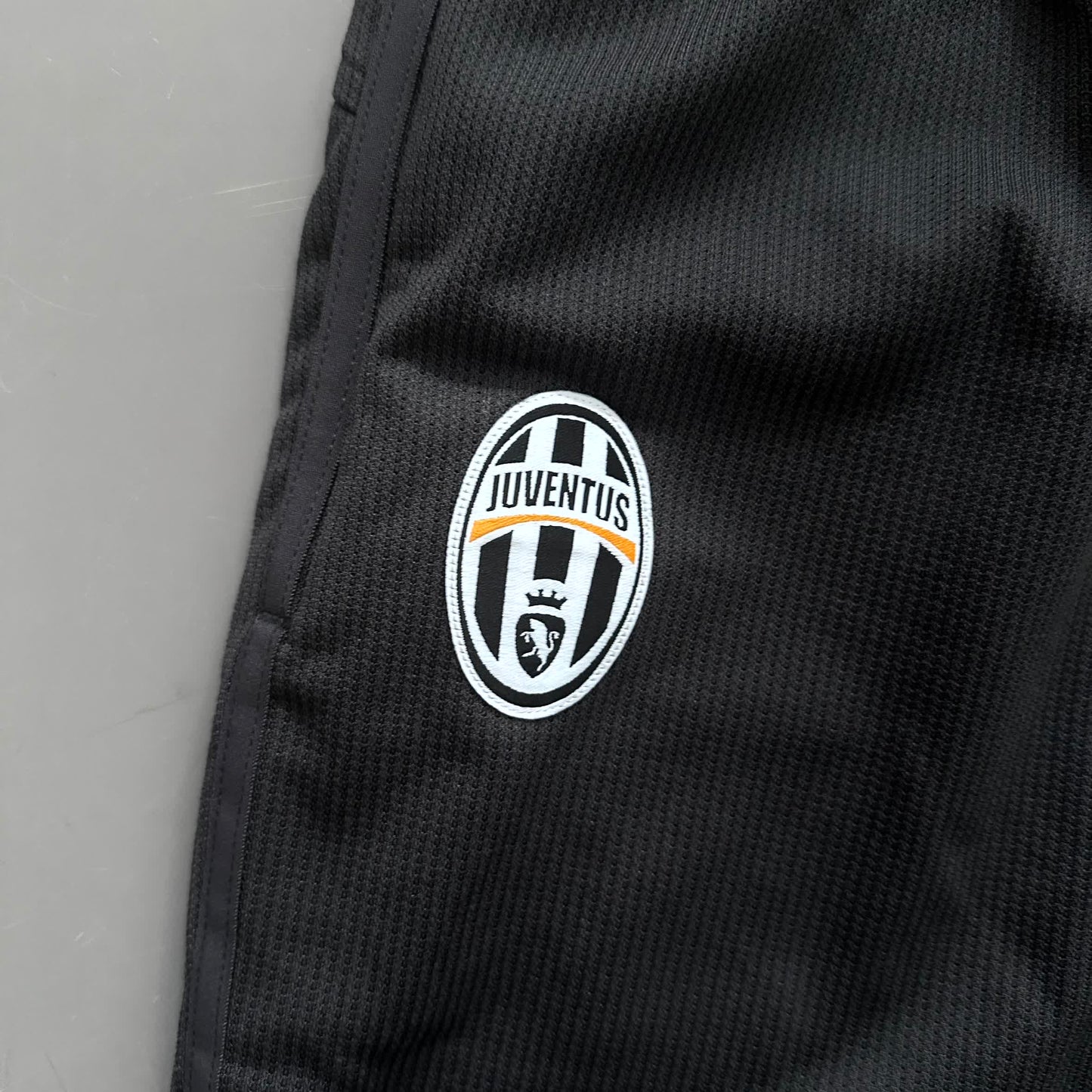 Nike x Juventus Turin Vintage *Premium* Tracksuit 2010/11 | S