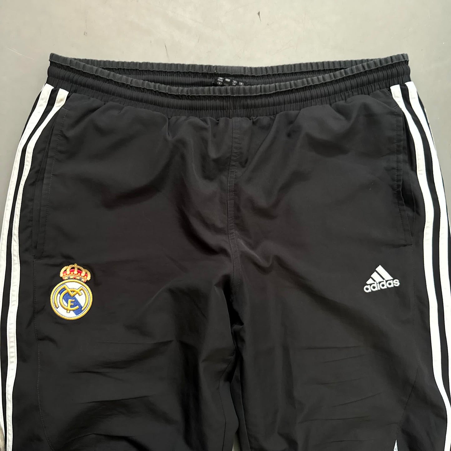 Adidas x Real Madrid CL Vintage *Premium* Tracksuit 2005/06 | M