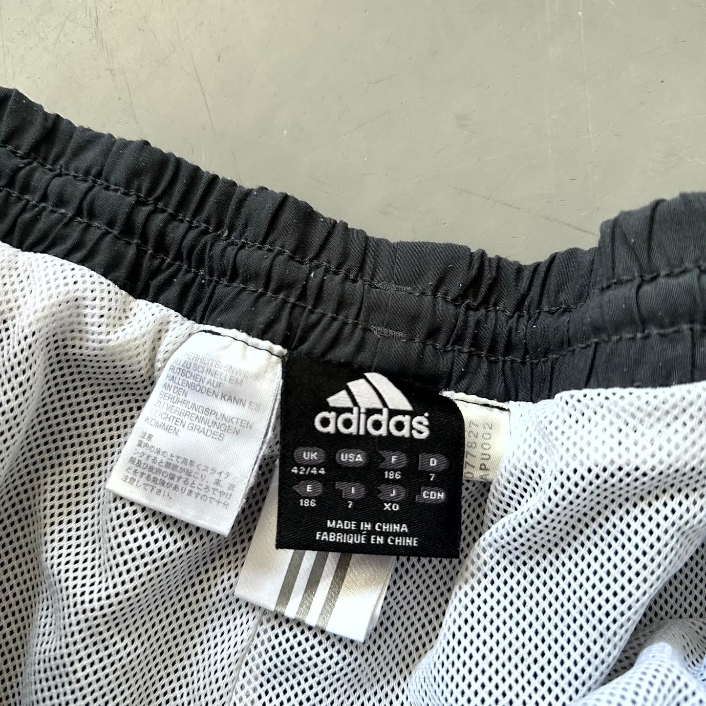 Adidas x Real Madrid Vintage Trackpants 2008/09 | XL