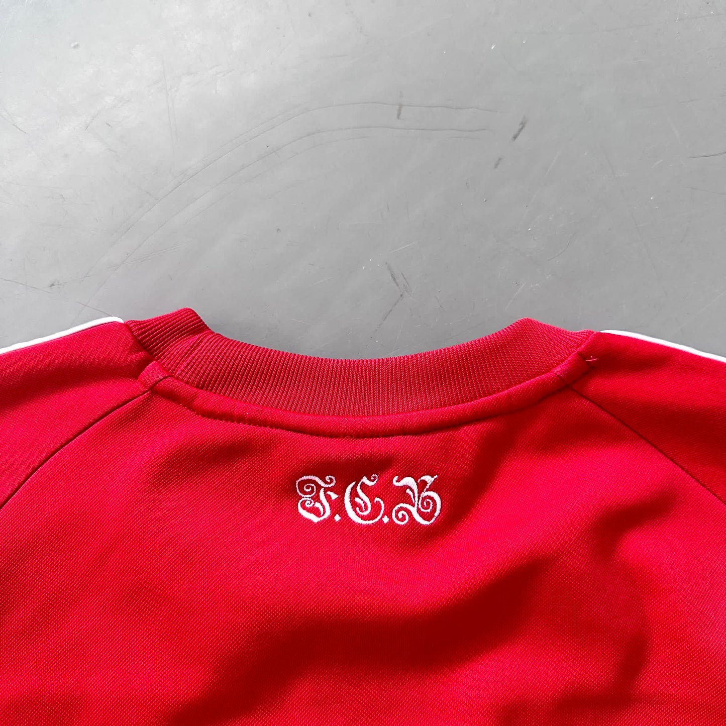 Adidas x FC Bayern München Vintage Sweater 2005/06 | S