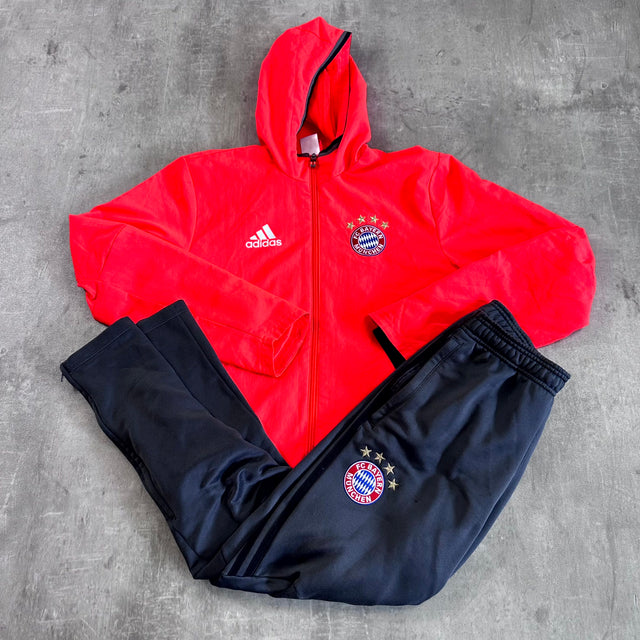 FC Bayern München Tracksuit S