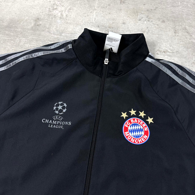 FC Bayern Munich CL Tracksuit M