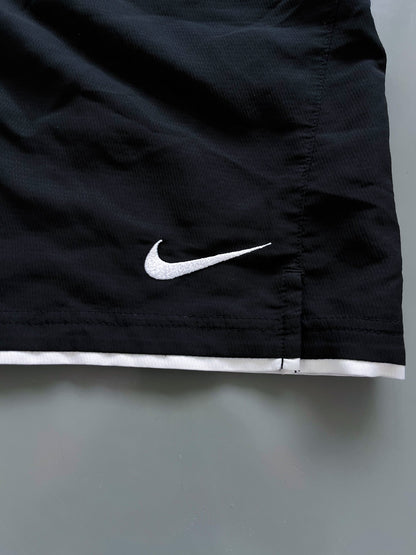 Nike Vintage Shorts | S