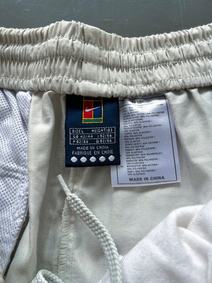 Nike Vintage Shorts | L