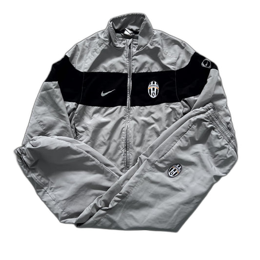 Nike x Juventus Turin Vintage *RARE* Tracksuit 2011/12 | L