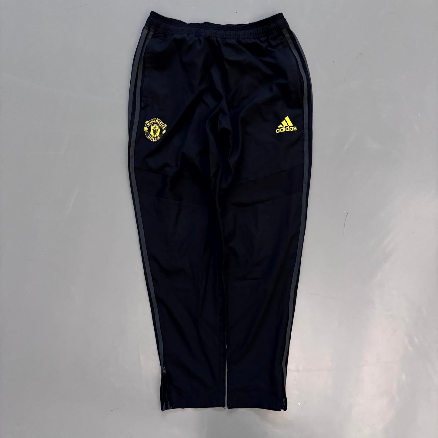 Adidas x Manchester United Vintage Tracksuit 2015/16 | M