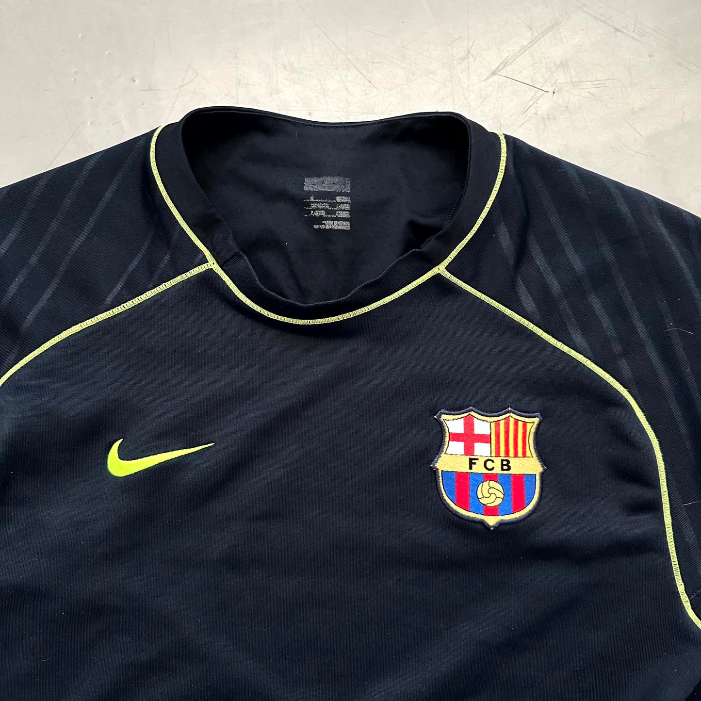 Nike x FC Barcelona Vintage Sweater 2004/05 | S