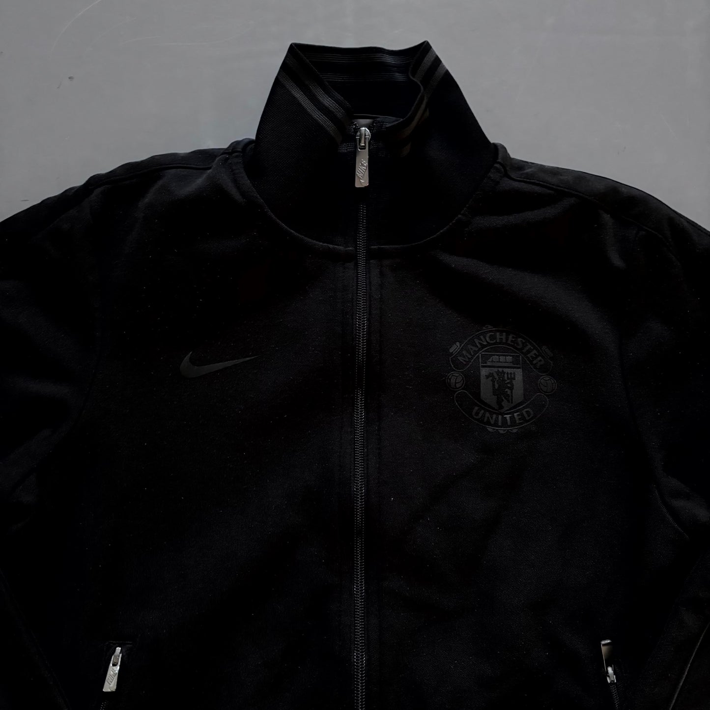 Nike x Manchester United *Black Series* Vintage Trackjacket 2016/17 | S